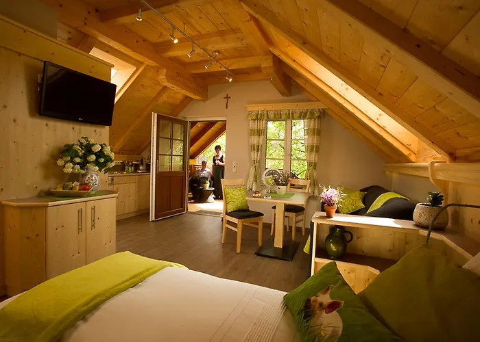 宝尔沃特农场假期酒店 杜河畔的埃默斯多夫